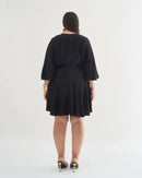 Vestido Curto Essencial | ClosetPlusSize
