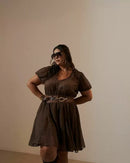 Vestido Olivia Caramelo | ClosetPlusSize